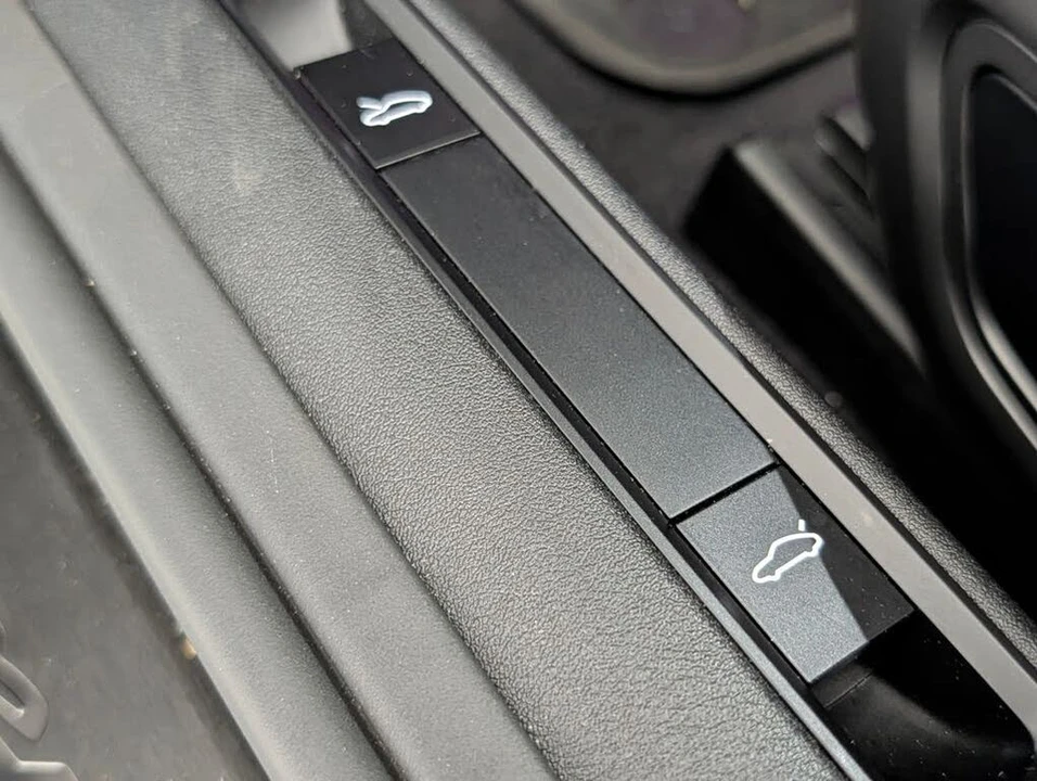 2022 Porsche 992 Carrera GTS - Image 28 of 31