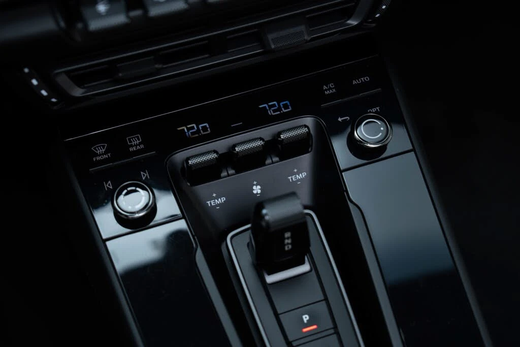 2022 Porsche 992 Carrera GTS - Image 25 of 31