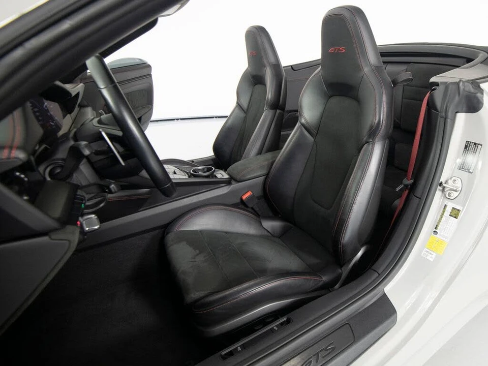 2022 Porsche 992 Carrera GTS - Image 5 of 31
