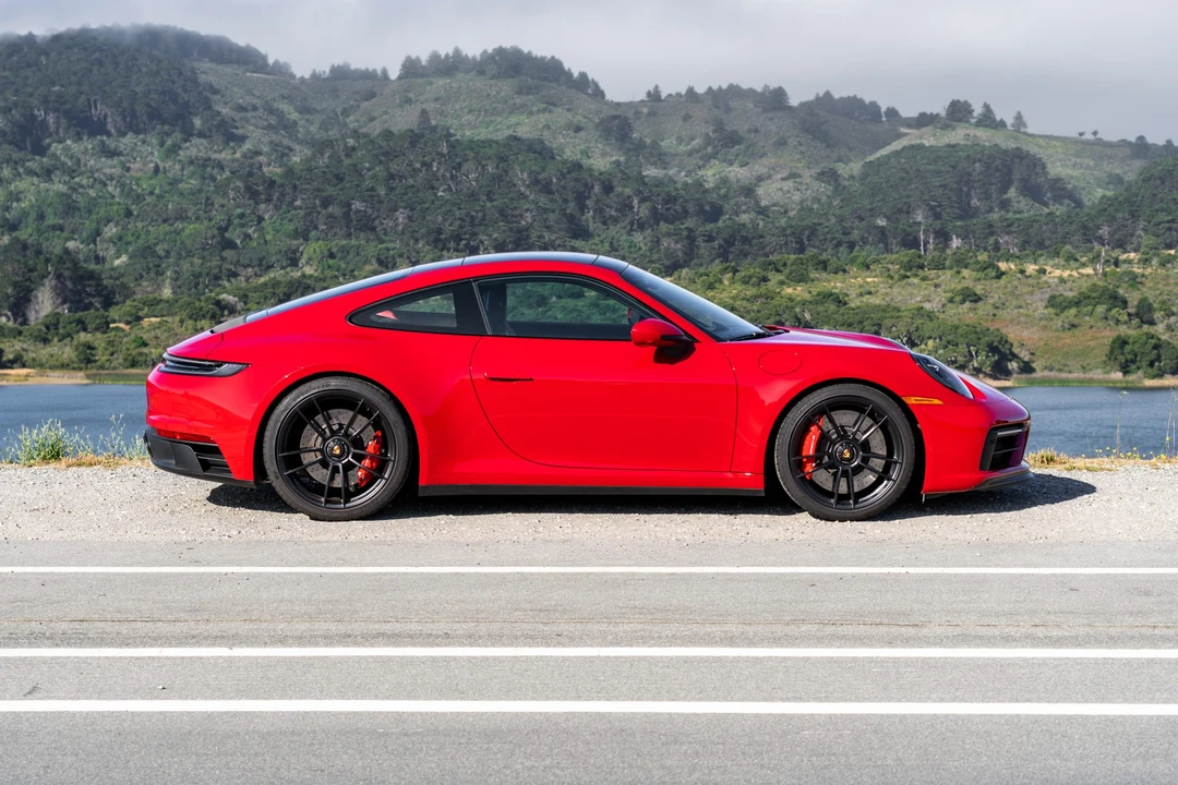 2022 Porsche 992 Carrera GTS - Image 9 of 31
