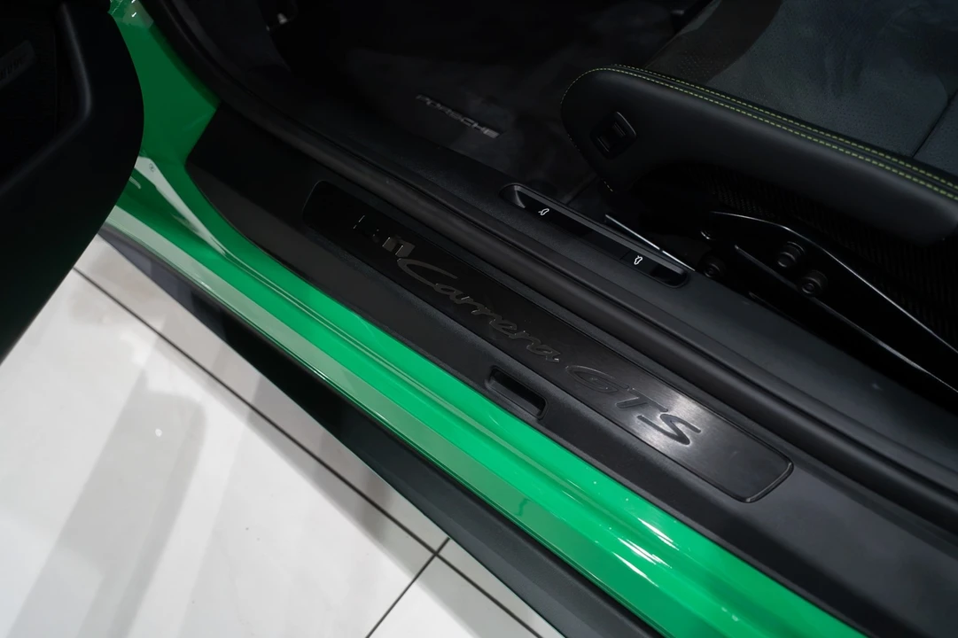 2022 Porsche 992 Carrera GTS - Image 7 of 31