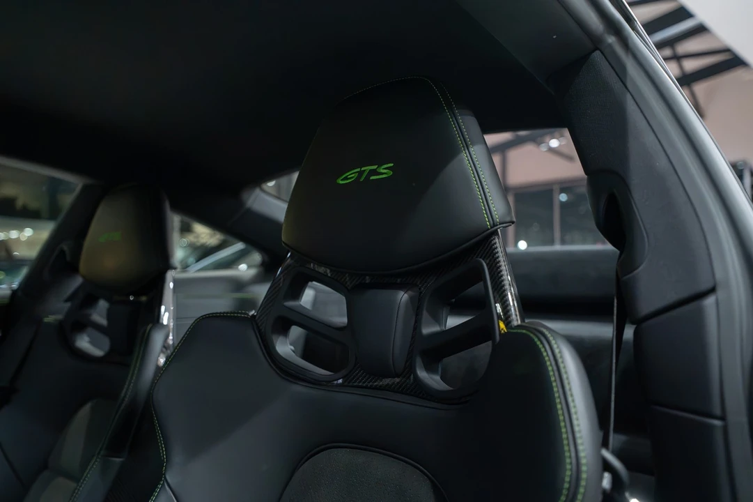 2022 Porsche 992 Carrera GTS - Image 10 of 31