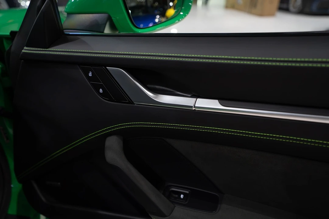 2022 Porsche 992 Carrera GTS - Image 27 of 31