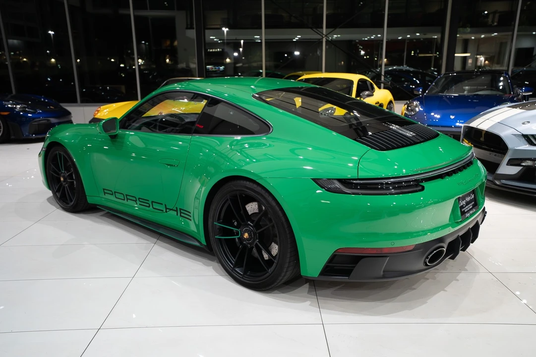 2022 Porsche 992 Carrera GTS - Image 2 of 31