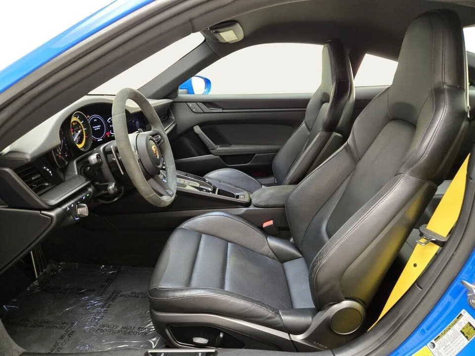 2022 Porsche 992 Carrera GTS - Image 17 of 31