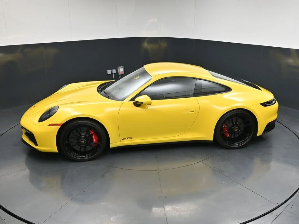 2022 Porsche 992 Carrera GTS - Image 15 of 31