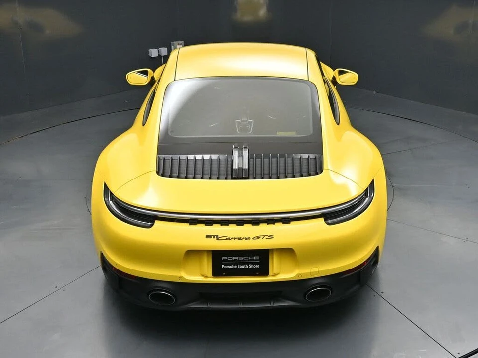 2022 Porsche 992 Carrera GTS - Image 17 of 31