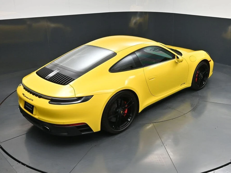 2022 Porsche 992 Carrera GTS - Image 18 of 31