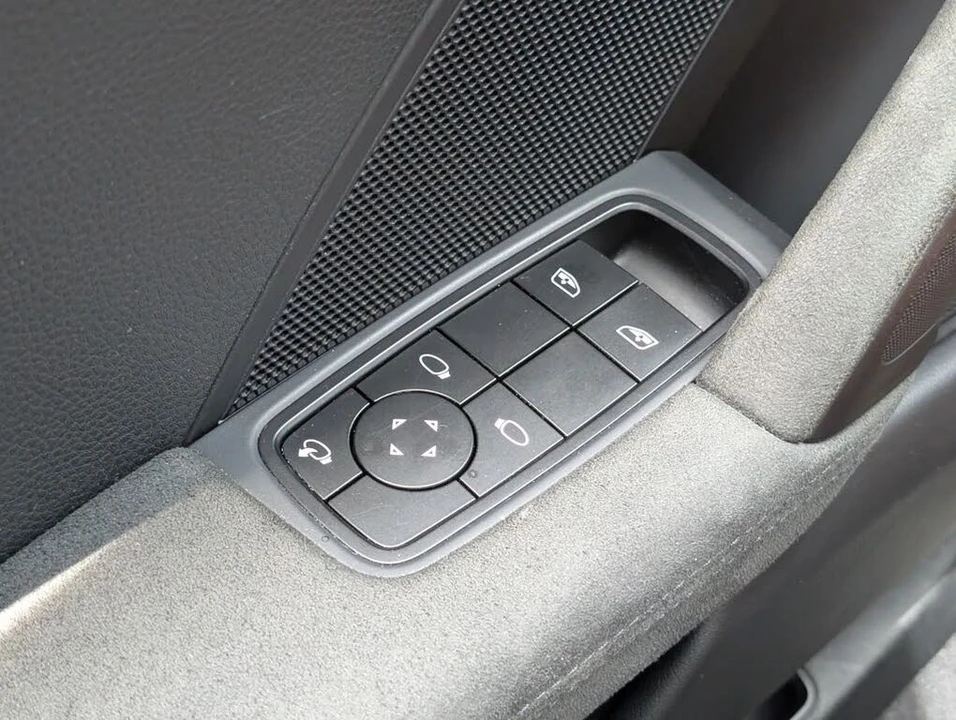 2022 Porsche 992 Carrera GTS - Image 29 of 31