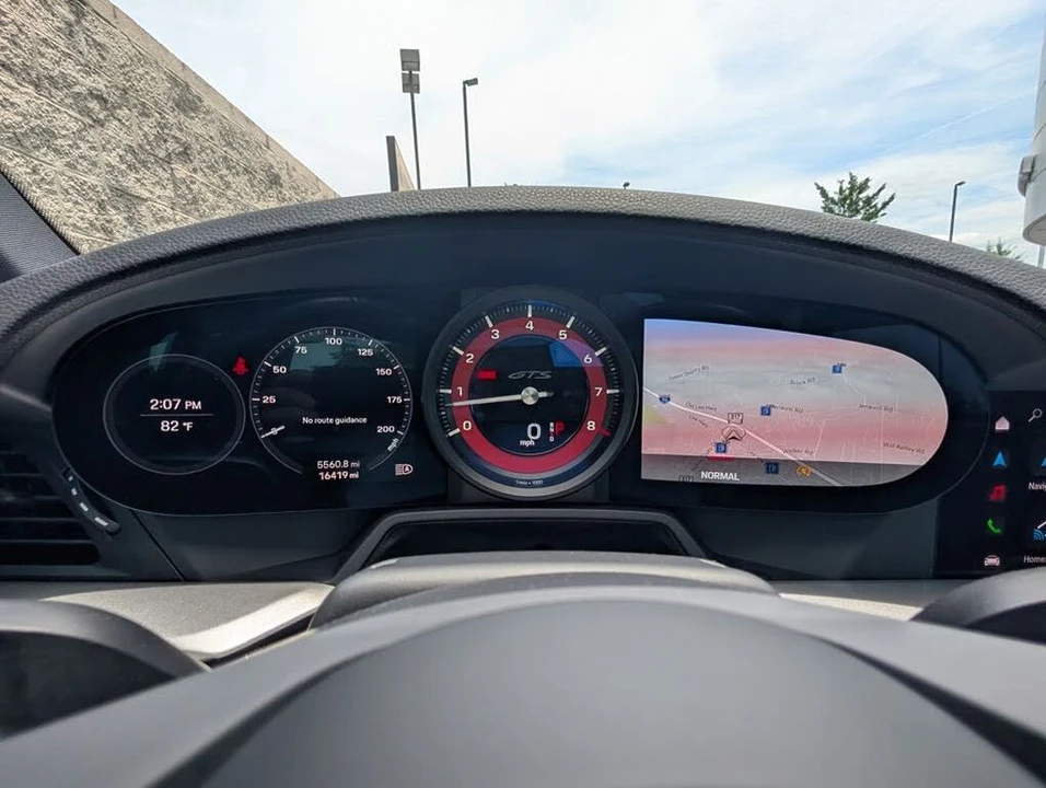 2022 Porsche 992 Carrera GTS - Image 11 of 31