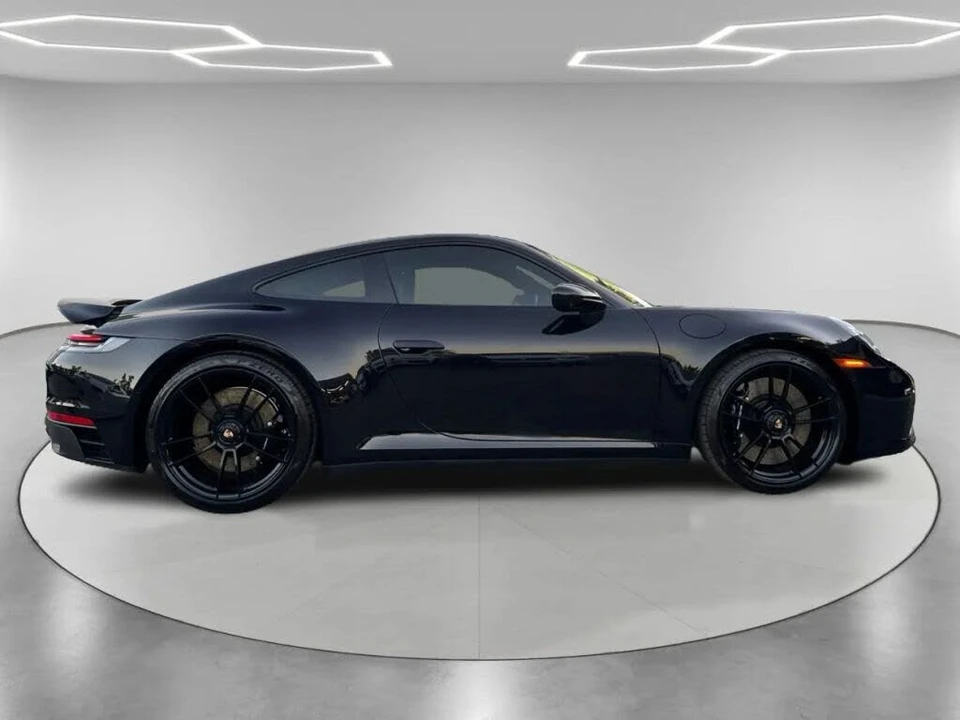2022 Porsche 992 Carrera GTS - Image 4 of 20