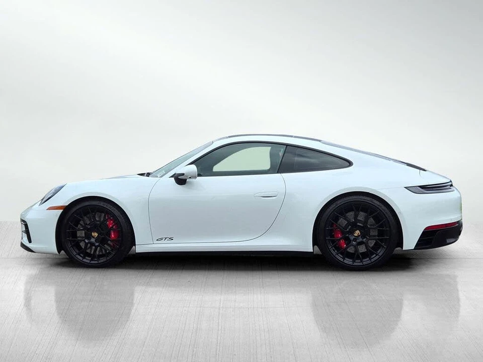 2022 Porsche 992 Carrera GTS - Image 7 of 31