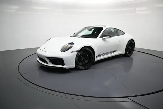 2022 Porsche 911 Carrera GTS Coupe RWD