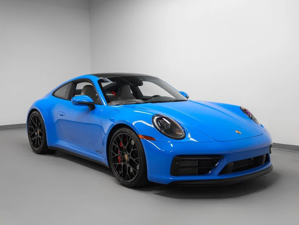 2022 Porsche 992 Carrera GTS - Image 10 of 31