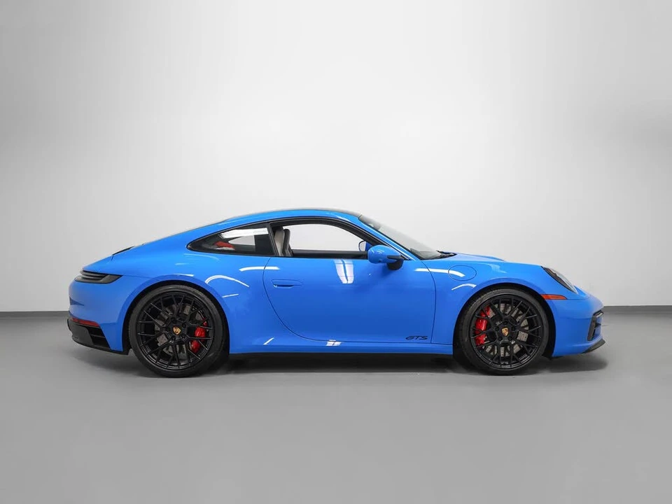 2022 Porsche 992 Carrera GTS - Image 12 of 31