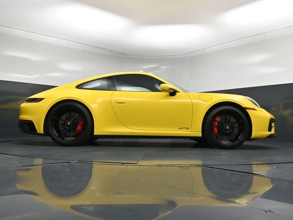 2022 Porsche 992 Carrera GTS - Image 27 of 31