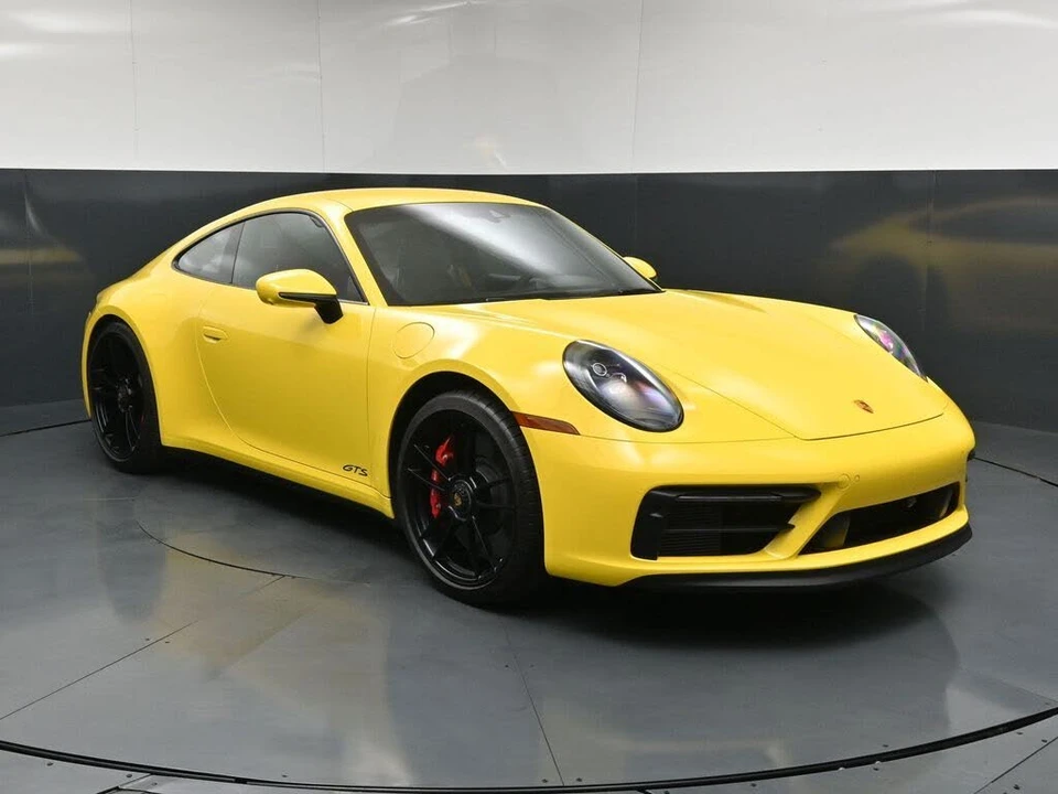 2022 Porsche 992 Carrera GTS - Image 12 of 31