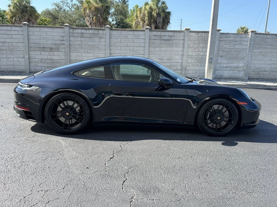 2022 Porsche 992 Carrera GTS - Image 7 of 31