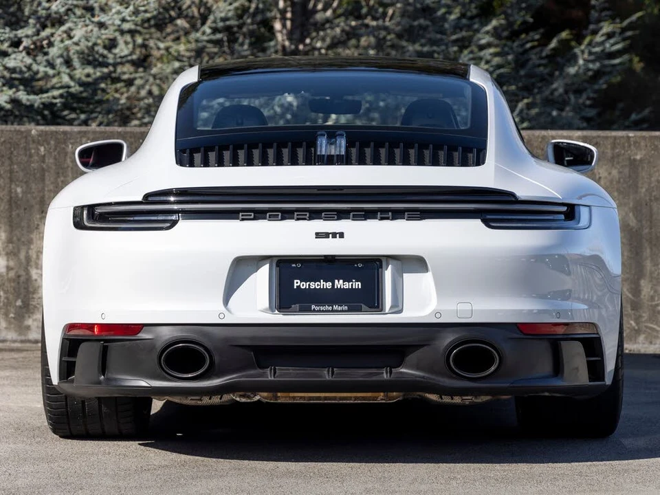 2022 Porsche 992 Carrera GTS - Image 10 of 31