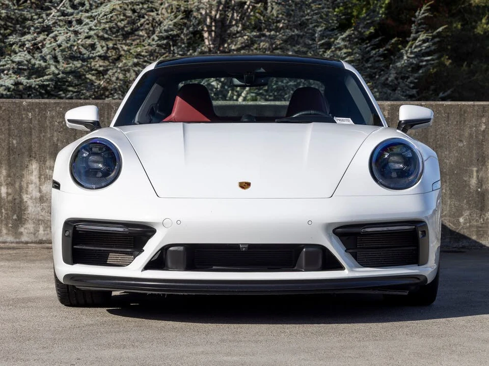 2022 Porsche 992 Carrera GTS - Image 8 of 31