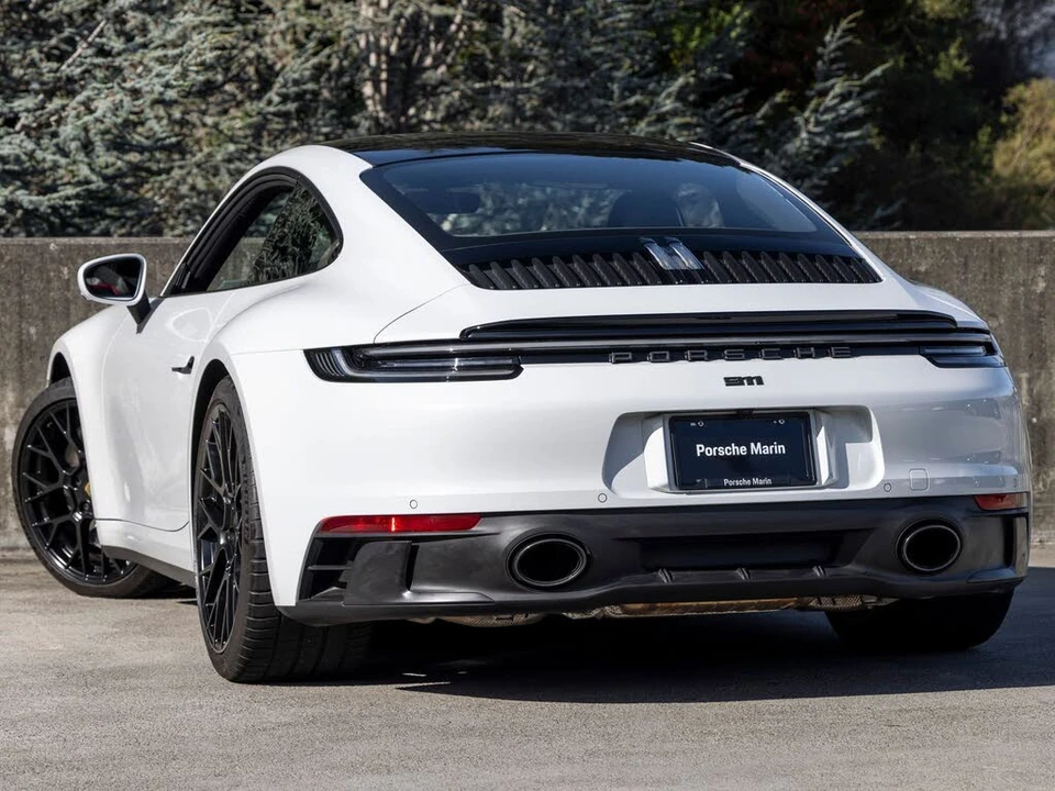 2022 Porsche 992 Carrera GTS - Image 3 of 31