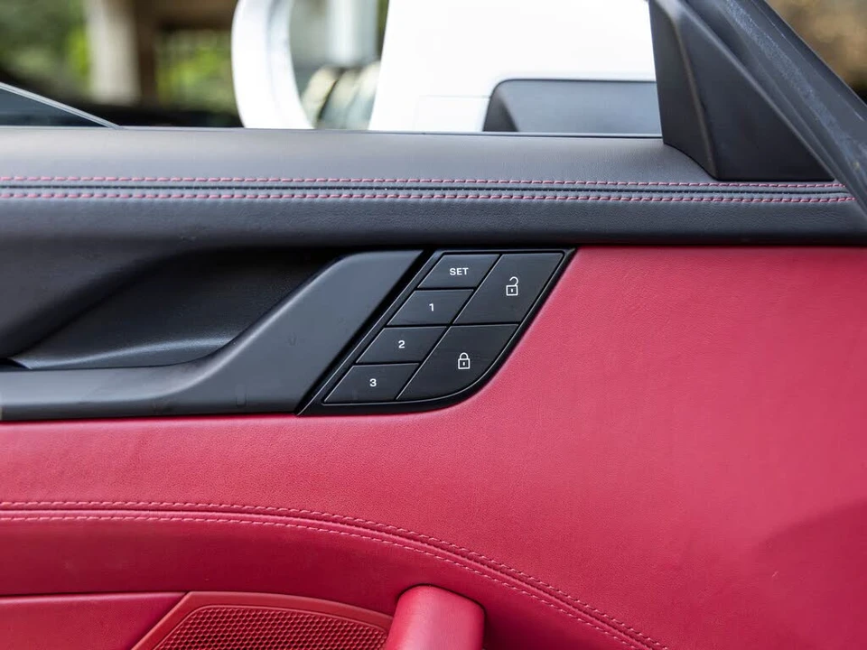 2022 Porsche 992 Carrera GTS - Image 26 of 31
