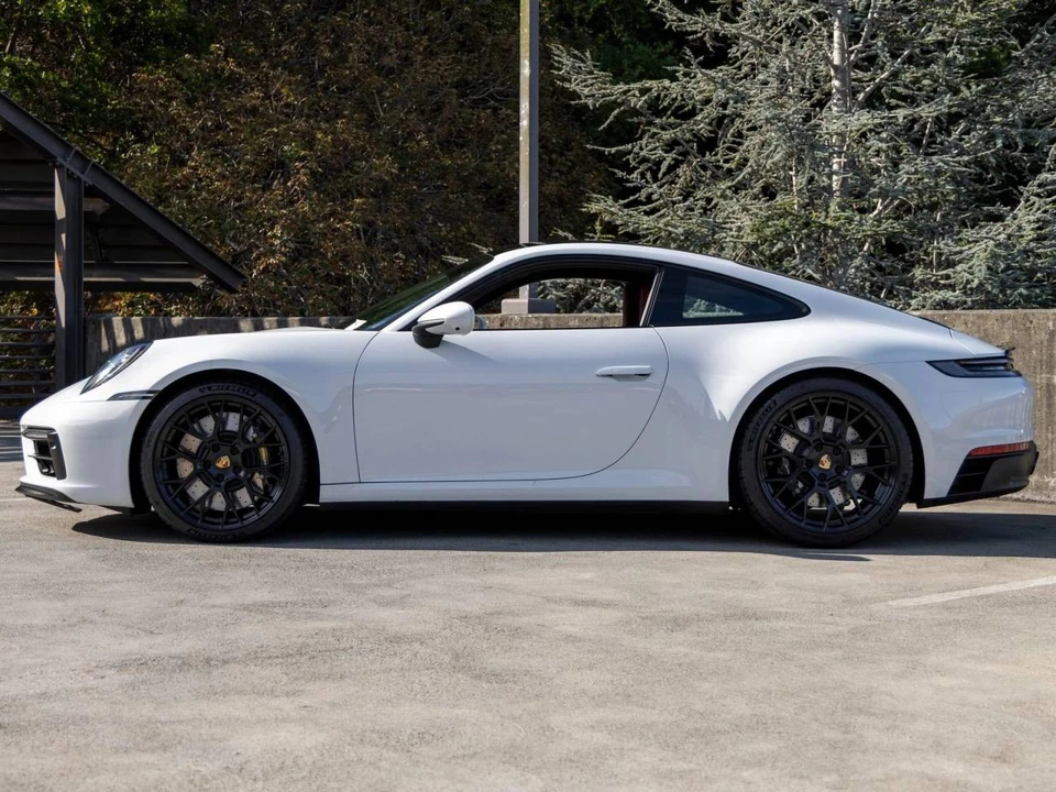 2022 Porsche 992 Carrera GTS - Image 2 of 5