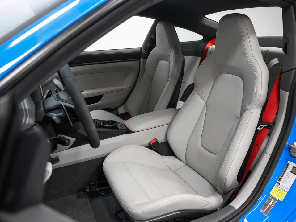 2022 Porsche 992 Carrera GTS - Image 5 of 5