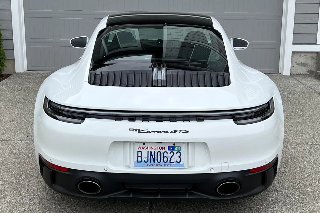 2022 Porsche 992 Carrera - Image 5 of 7