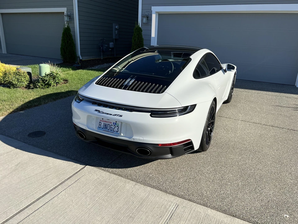 2022 Porsche 992 Carrera - Image 6 of 7