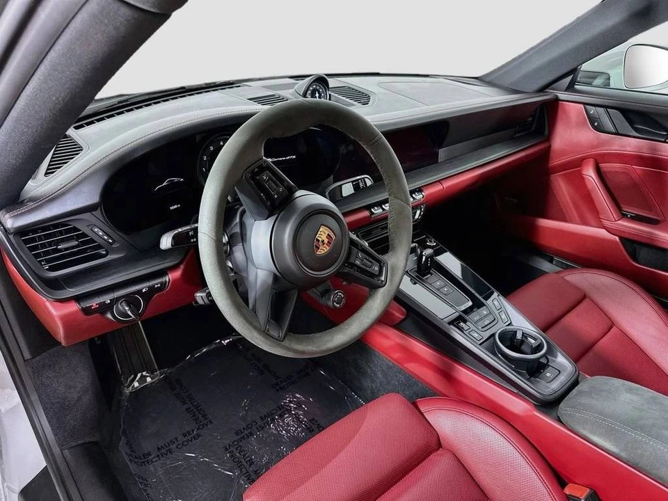 2022 Porsche 992 Carrera GTS - Image 4 of 5