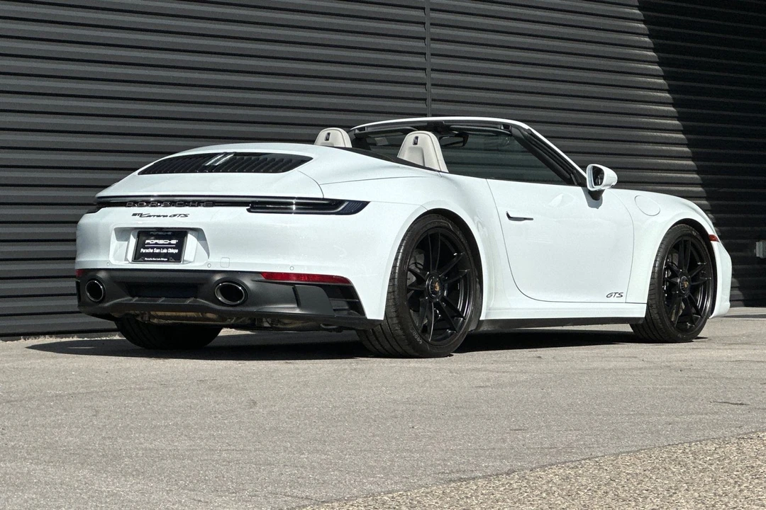 2022 Porsche 992 Carrera GTS - Image 8 of 21