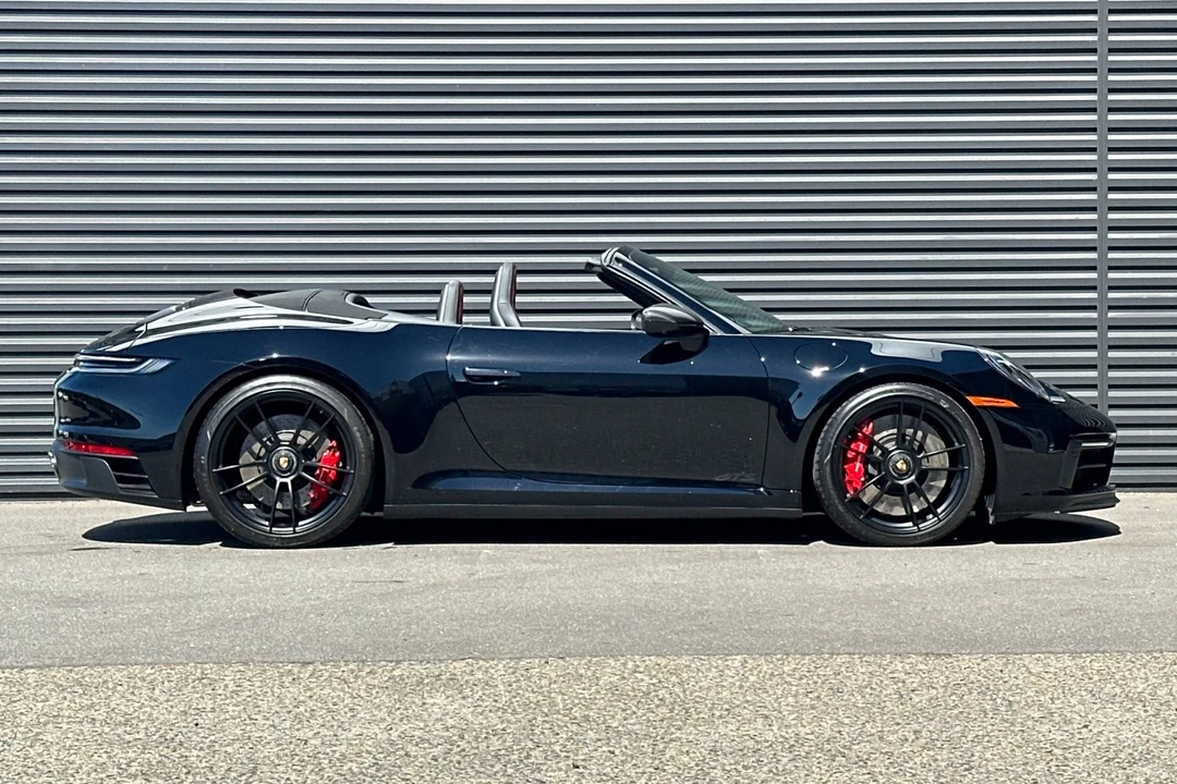 2022 Porsche 992 Carrera GTS - Image 9 of 21