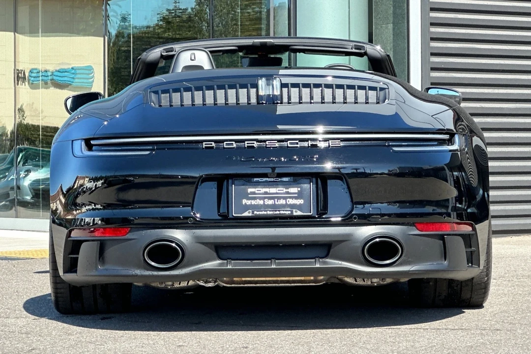 2022 Porsche 992 Carrera GTS - Image 7 of 21