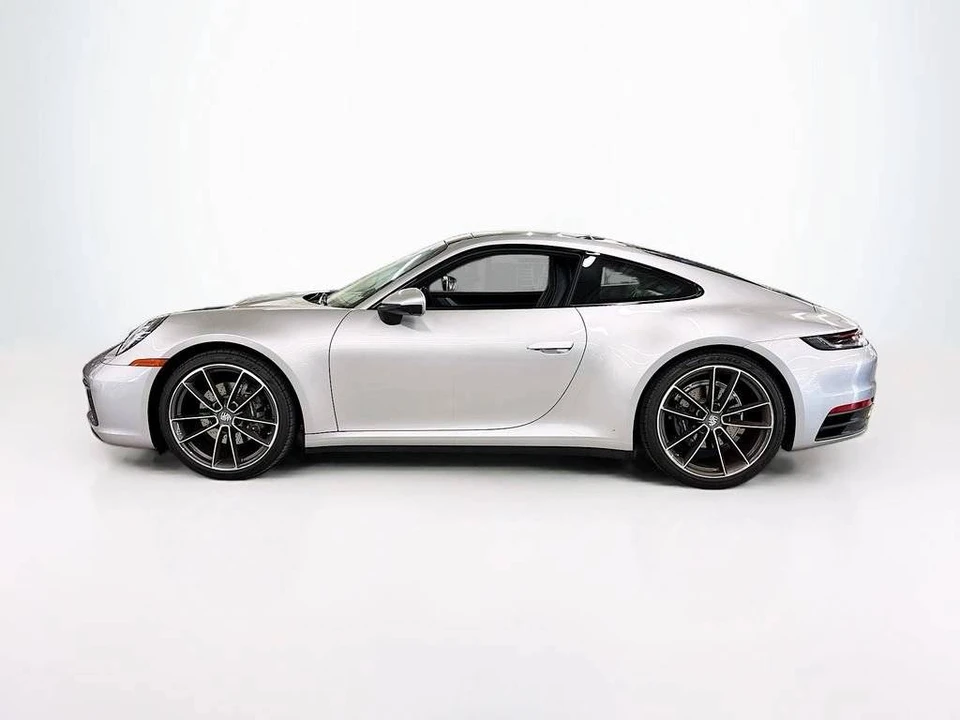 2022 Porsche 992 Carrera - Image 2 of 5