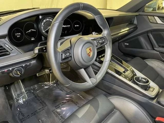 2022 Porsche 992 Carrera - Image 4 of 5