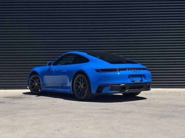 2022 Porsche 992 Carrera - Image 3 of 5