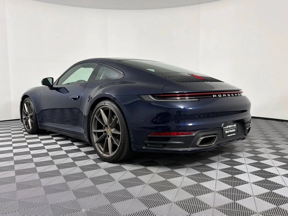 2022 Porsche 992 Carrera - Image 3 of 5