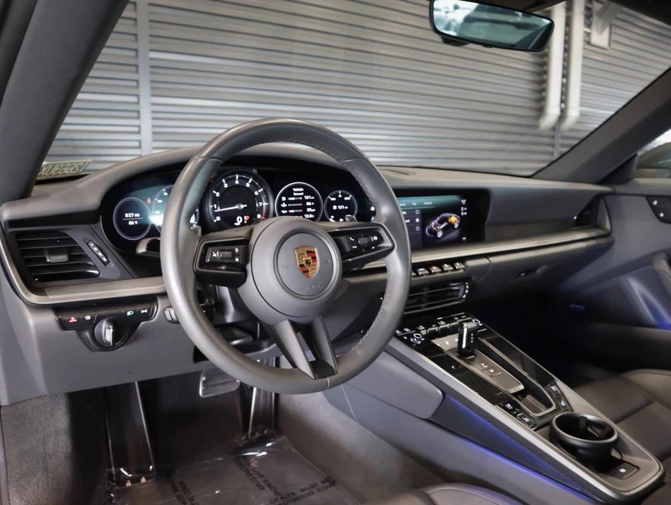 2022 Porsche 992 Carrera - Image 4 of 5