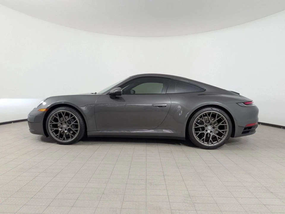 2022 Porsche 992 Carrera - Image 2 of 5