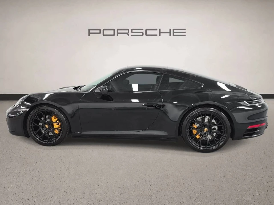 2022 Porsche 992 Carrera - Image 2 of 5