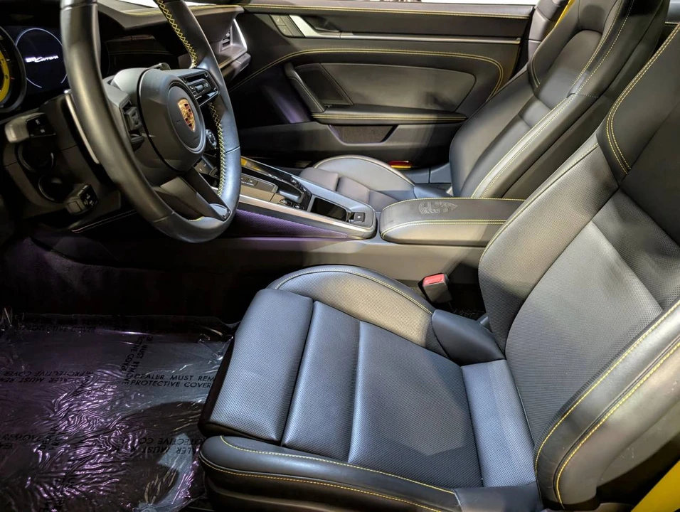 2022 Porsche 992 Carrera - Image 4 of 5