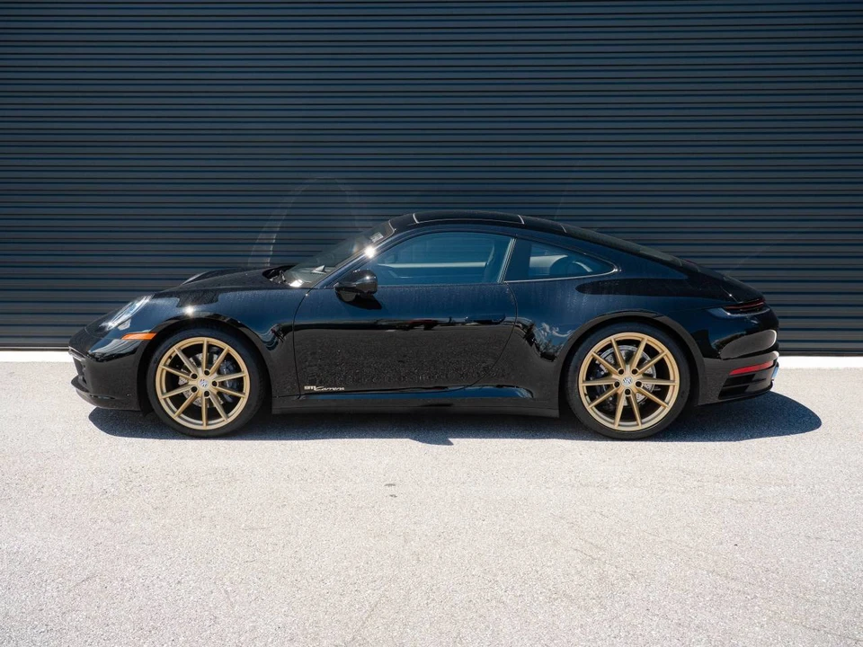 2022 Porsche 992 Carrera - Image 2 of 5