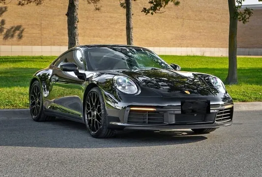 2022 Porsche 911 Carrera