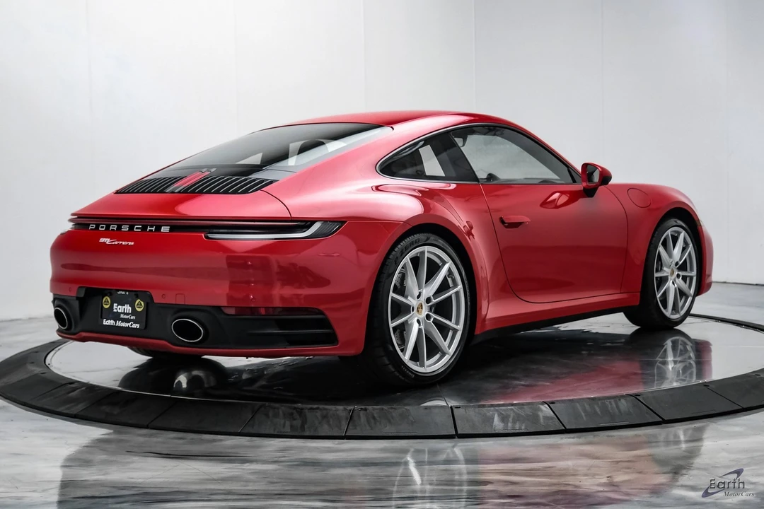 2022 Porsche 992 Carrera - Image 13 of 21