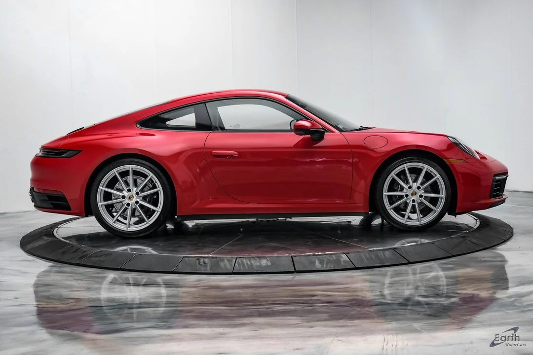 2022 Porsche 992 Carrera - Image 16 of 21