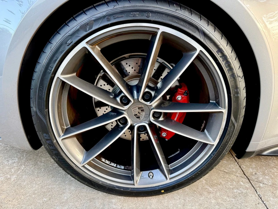 2022 Porsche 992 Carrera S - Image 16 of 21