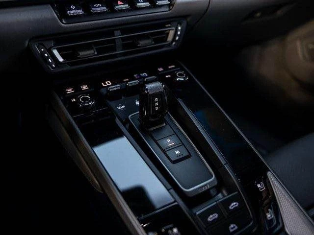 2022 Porsche 992 Carrera S - Image 16 of 19