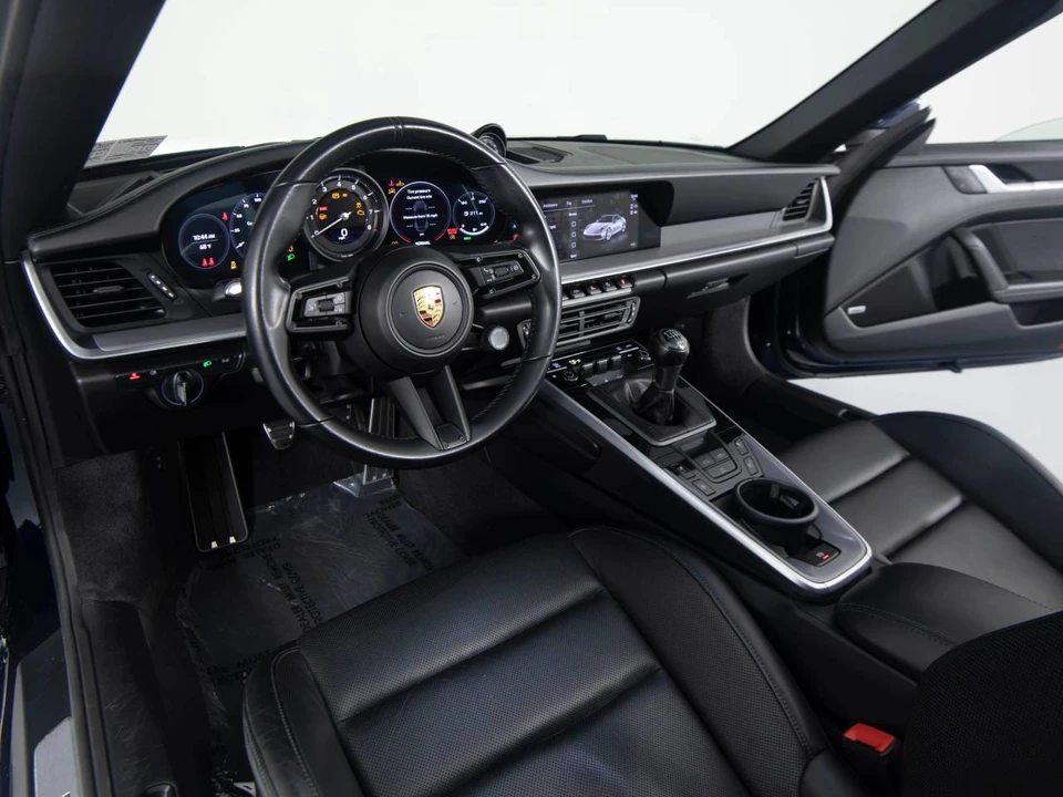 2022 Porsche 992 Carrera S - Image 4 of 5