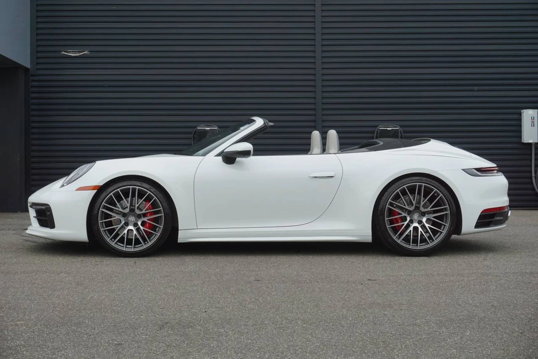 2022 Porsche 992 Carrera S - Image 2 of 5